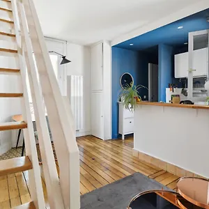 Charming Duplex In Privatestreet, Citycenter Paris
