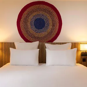 Korner Louvre Hotell