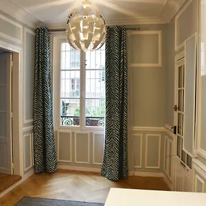 Sur Cour París